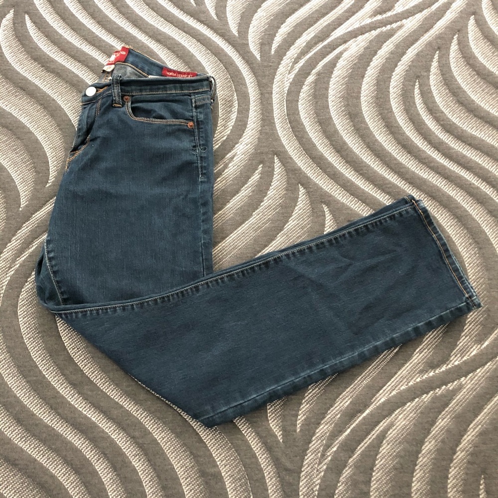 Women’s Lucky Jeans